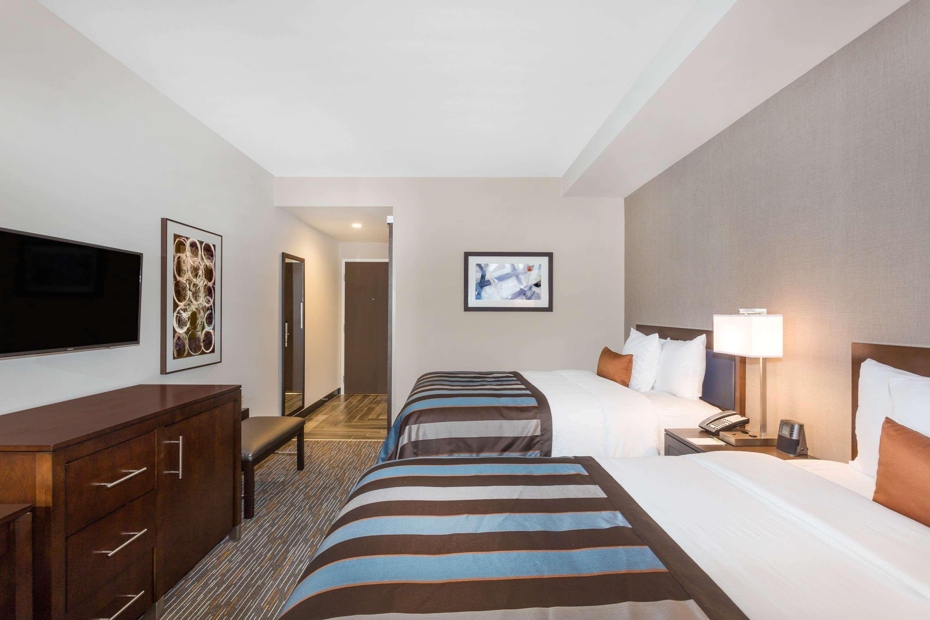 Wingate By Wyndham Miami Airport Hotel Doral Bagian luar foto