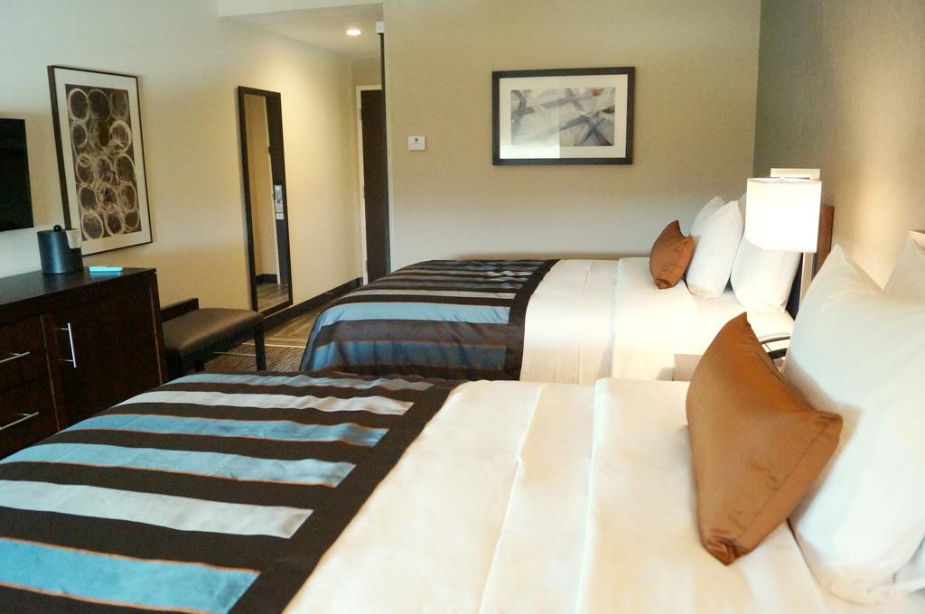 Wingate By Wyndham Miami Airport Hotel Doral Bagian luar foto